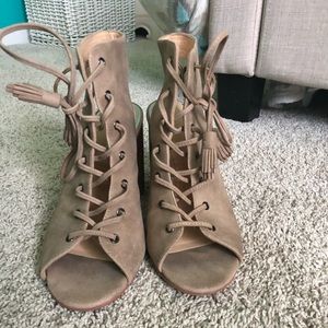 Jessica Simpson Strap Up Heels